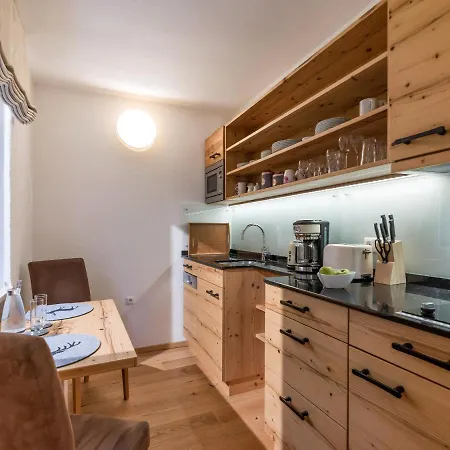 Gartenhotel Rosenhof Bei Kitzbühel Apartahotel