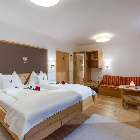 Gartenhotel Rosenhof Bei Kitzbuehel