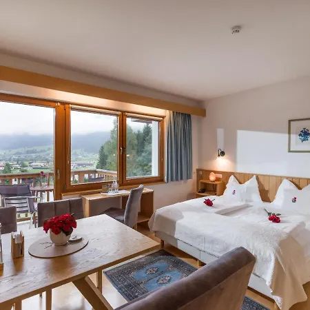 Gartenhotel Rosenhof Bei Kitzbuehel Aparthotel 3*