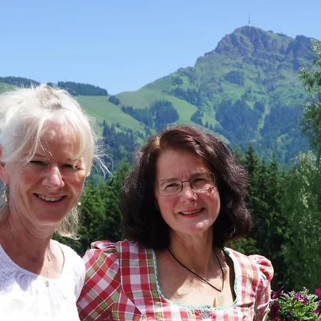 Gartenhotel Rosenhof Bei Kitzbühel Aparthotel 3*