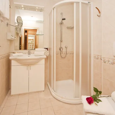 Gartenhotel Rosenhof Bei Kitzbühel Apartahotel Oberndorf in Tirol