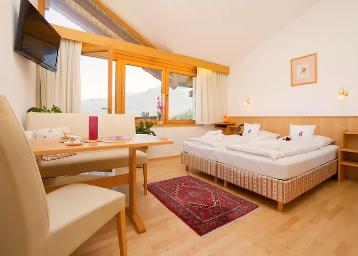 Hotel apartamentowy Gartenhotel Rosenhof Bei Kitzbuehel 4*