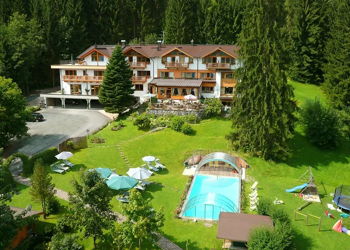 Gartenhotel Rosenhof Bei Kitzbuehel Apartmanhotel