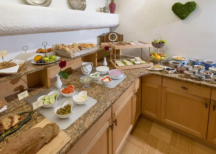 Hotel apartamentowy Gartenhotel Rosenhof Bei Kitzbuehel