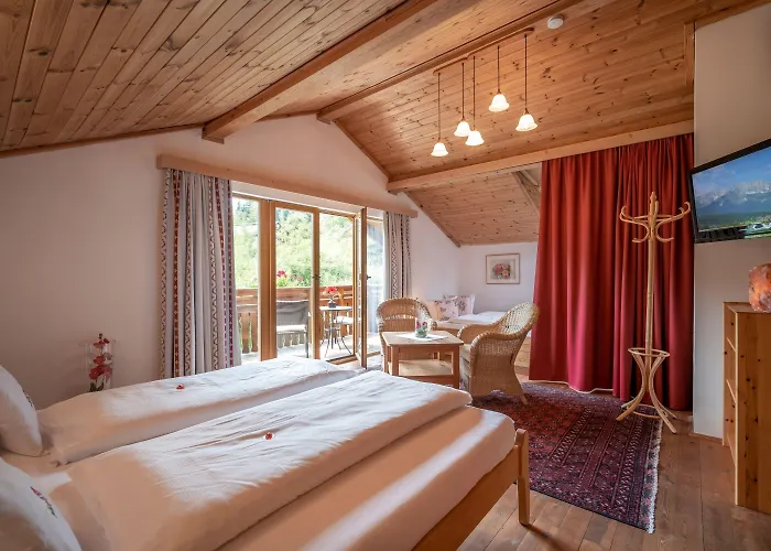 Gartenhotel Rosenhof Bei Kitzbuehel Apartmanhotel 4*