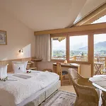 Gartenhotel Rosenhof Bei Kitzbuehel アパートホテル オーベルンドルフ・イン・チロル