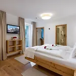 アパートホテル Gartenhotel Rosenhof Bei Kitzbuehel
