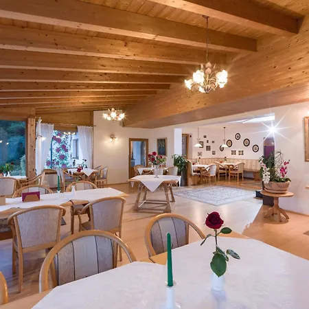 Gartenhotel Rosenhof Bei Kitzbuehel 4* オーベルンドルフ・イン・チロル