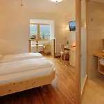 Hotel apartamentowy Gartenhotel Rosenhof Bei Kitzbuehel 4*