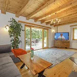 Hotel apartamentowy Gartenhotel Rosenhof Bei Kitzbuehel 4*