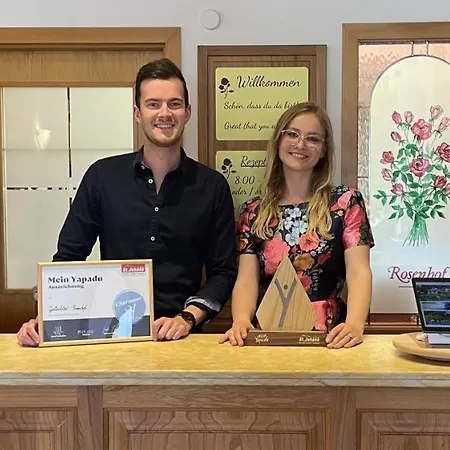 Ξενοδοχείο με διαμερίσματα Gartenhotel Rosenhof Bei Kitzbuehel Oberndorf in Tirol