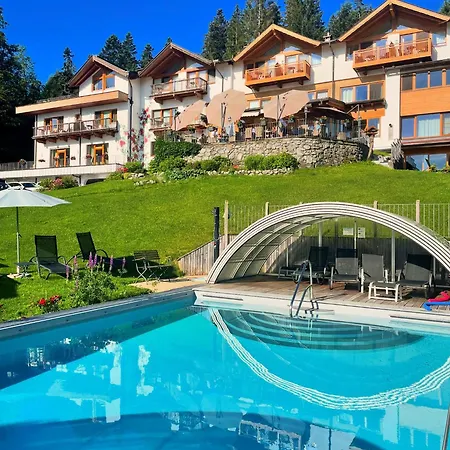 Gartenhotel Rosenhof Bei Kitzbuehel Aparthotel Oberndorf in Tirol