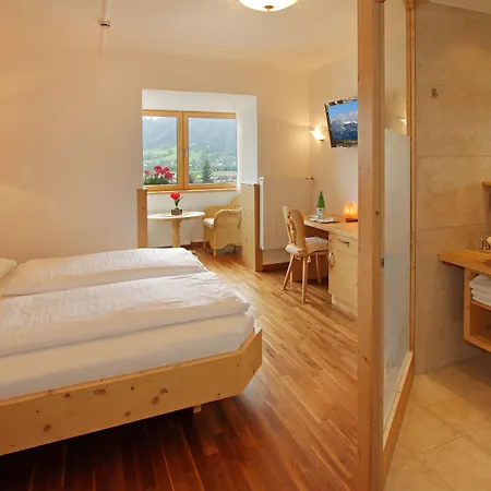 Апарт-отель Gartenhotel Rosenhof Bei Kitzbuehel 4*