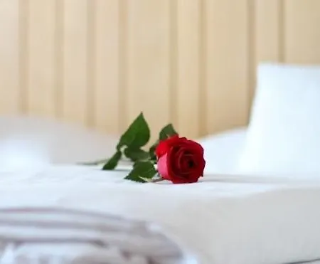Gartenhotel Rosenhof Bei Kitzbuehel Lägenhetshotell 3*